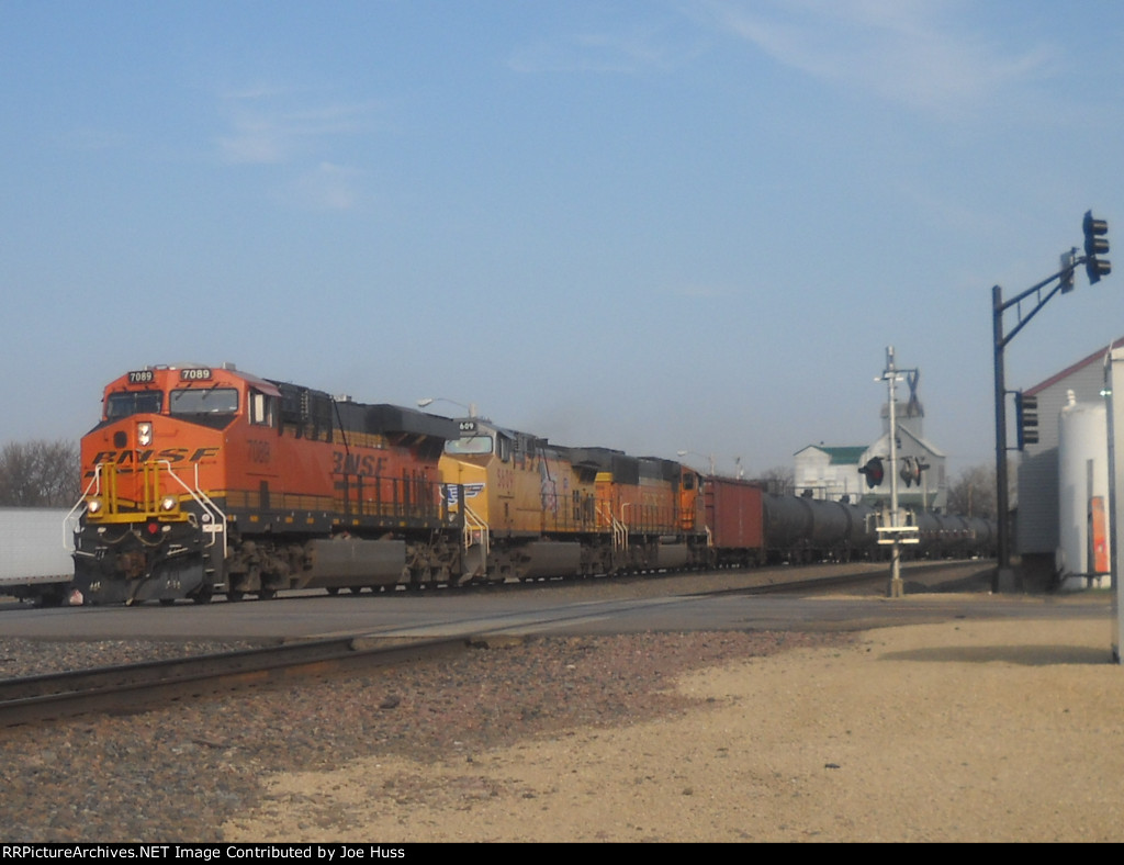 BNSF 7089 East